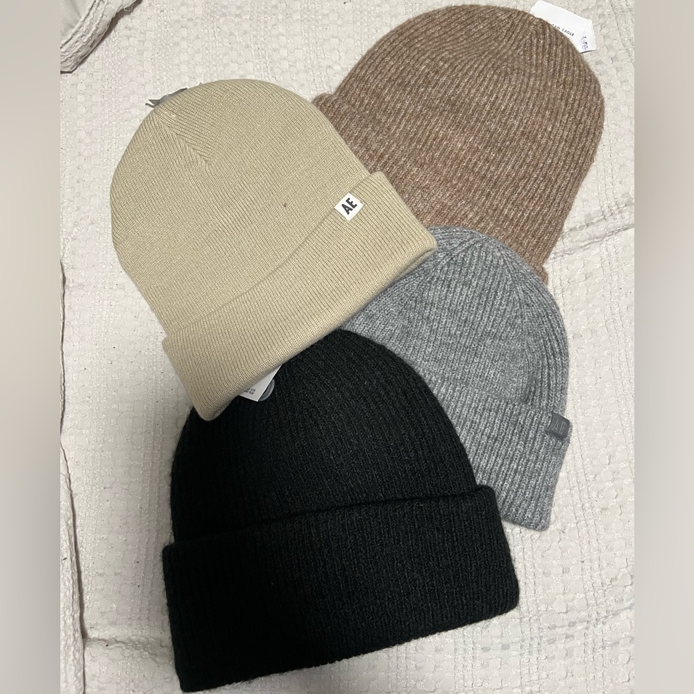 American Eagle beanies lot